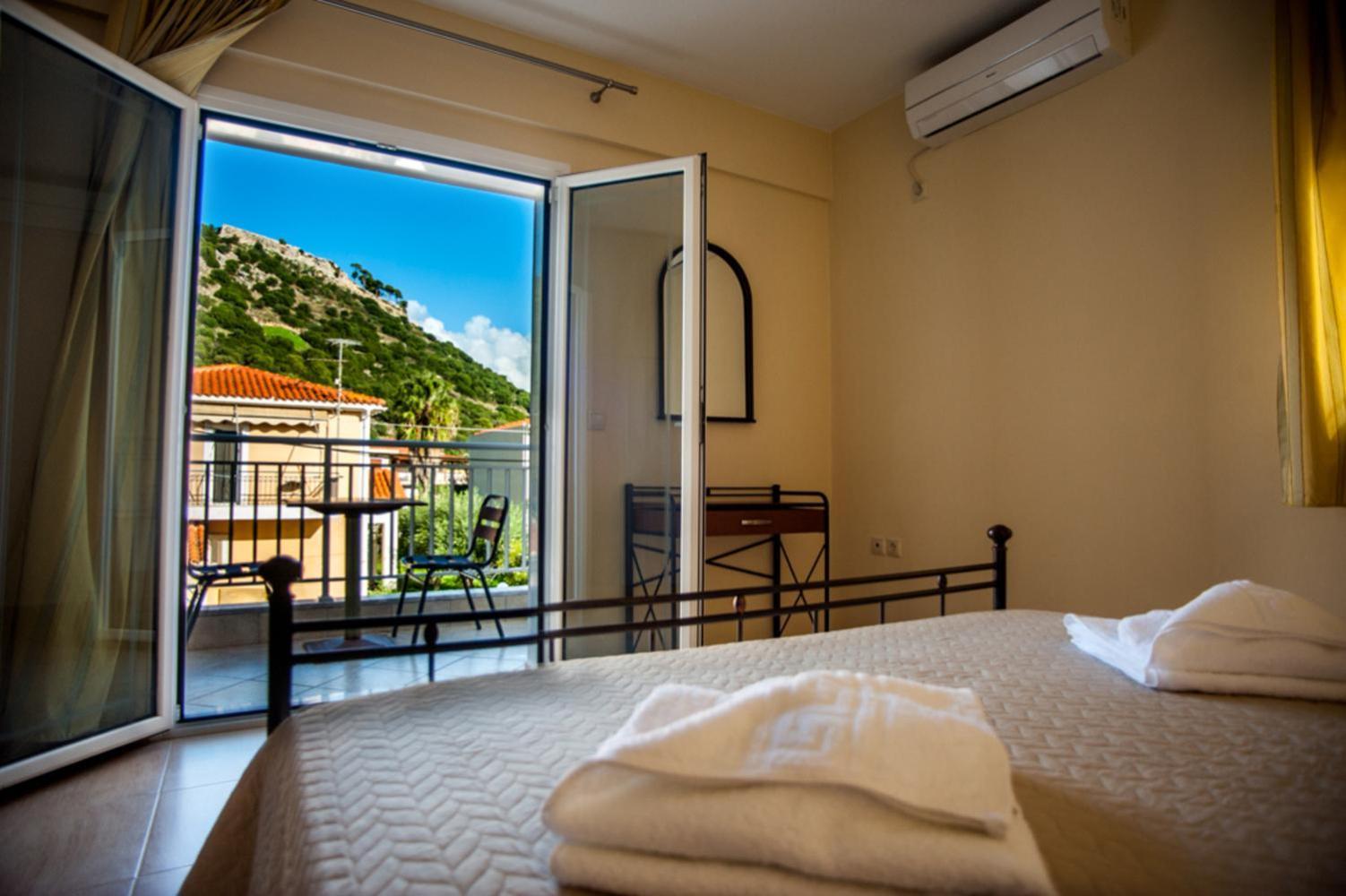 Dimitra'S House Apartment Argostoli  Ngoại thất bức ảnh